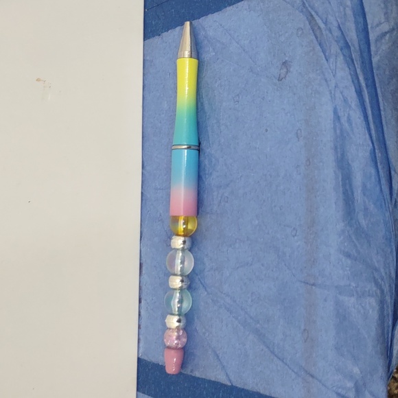 HAND CRAFTED BEAD PEN REMOVABLE TOPPER COLOR RAINBOW PEN COLOR RAINBOW - Picture 4 of 4